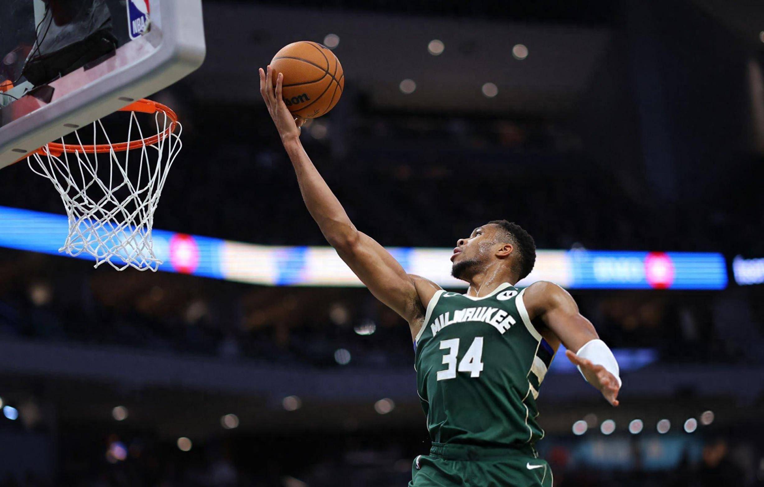 ABG欧博-塔图姆连续十场比赛得分超过出色发挥，美国队不断突破！