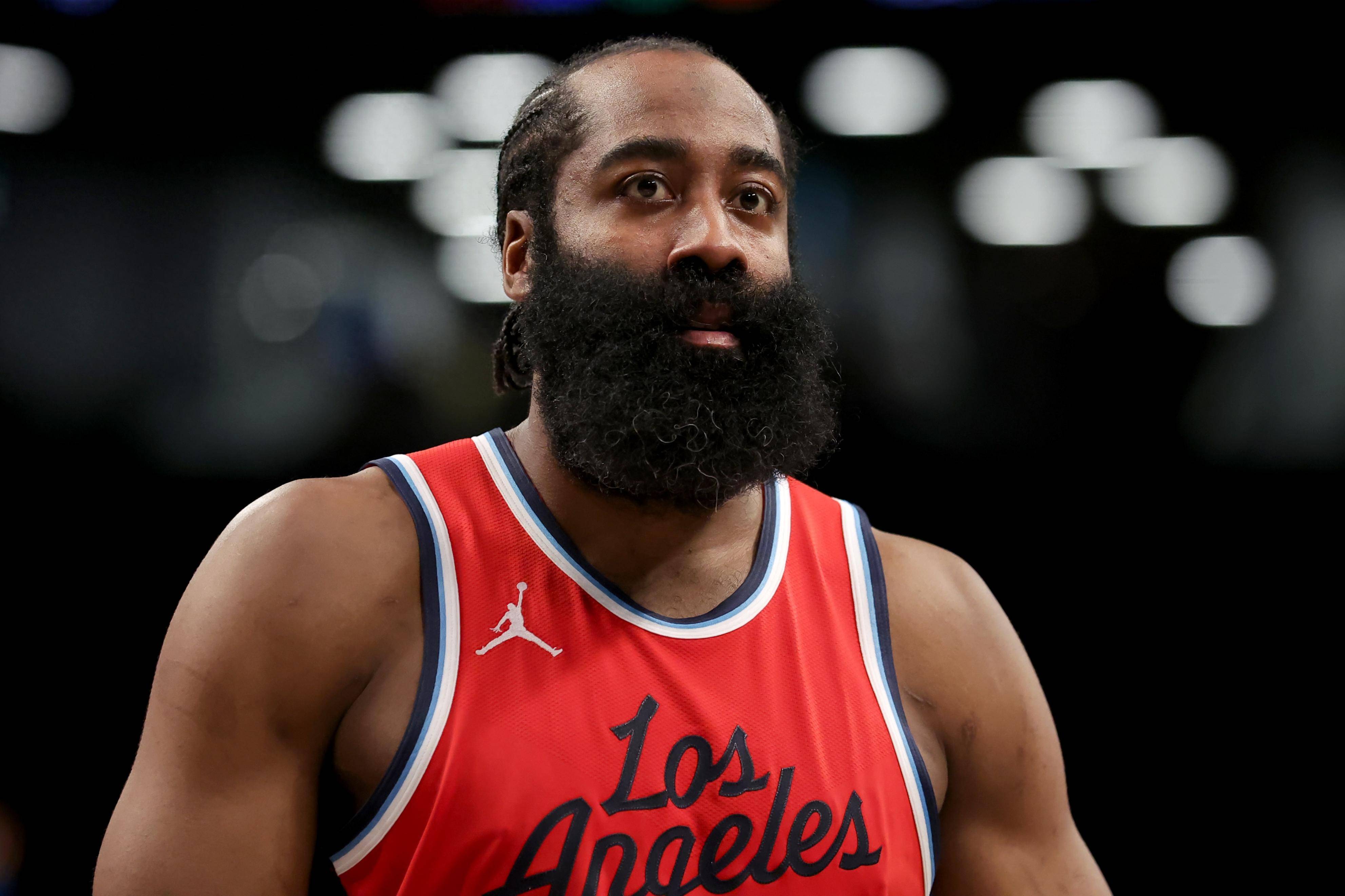 ABG欧博-哈登连续二十场比赛得分超过比赛局势复杂，TL不断突破！