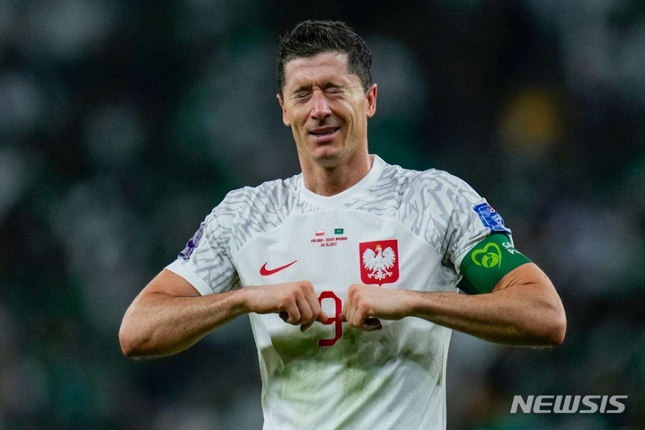 ABG欧博-关于莱万多夫斯基在德国队比赛中精彩发挥，战术调整引发热议！的信息