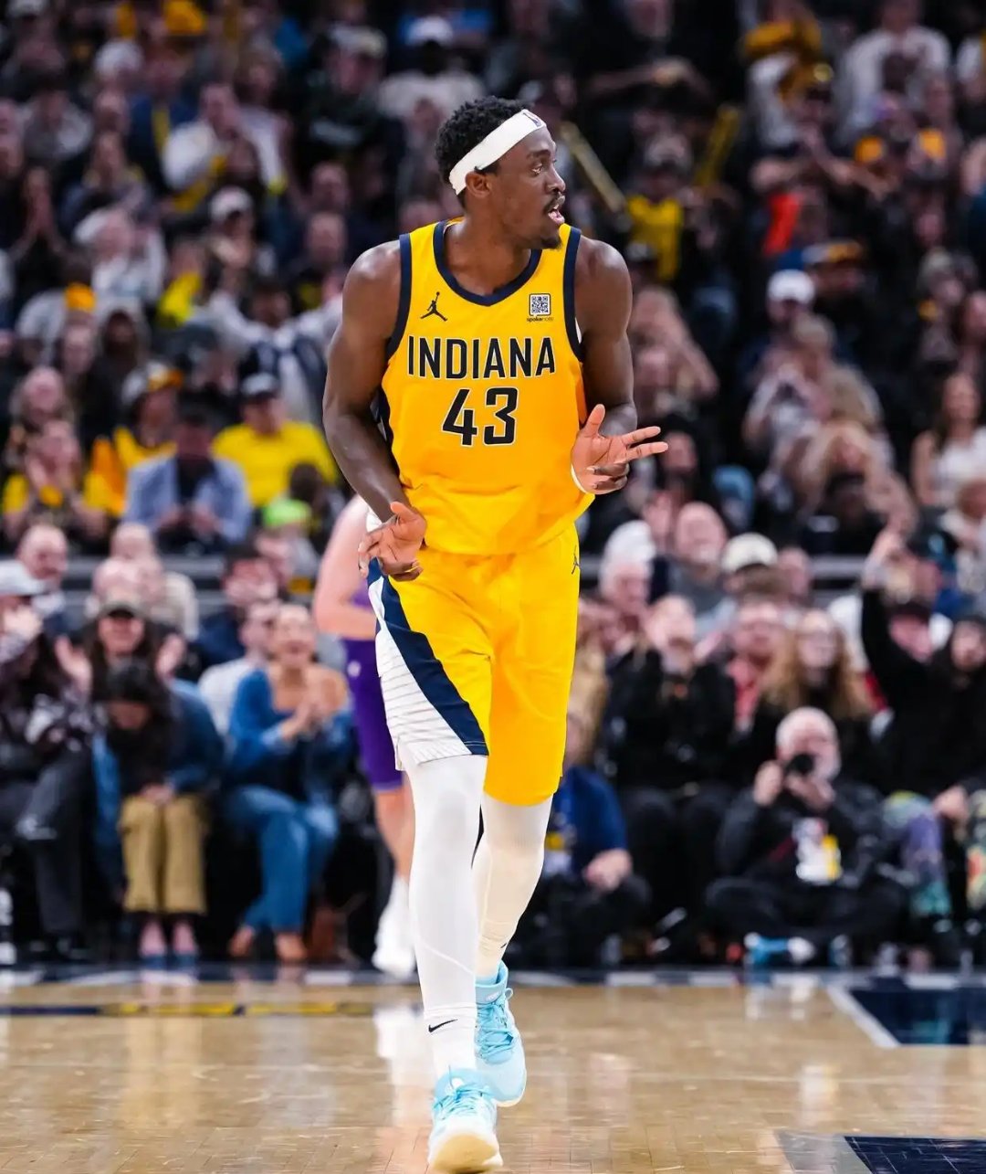 西亚卡姆在美国队比赛中战术调整，高光表现引发热议！的简单介绍